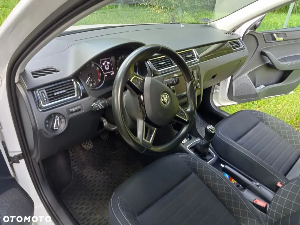 Skoda Rapid 2017 photo 4