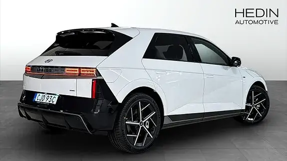 Hyundai Ioniq 5 2026 photo 2