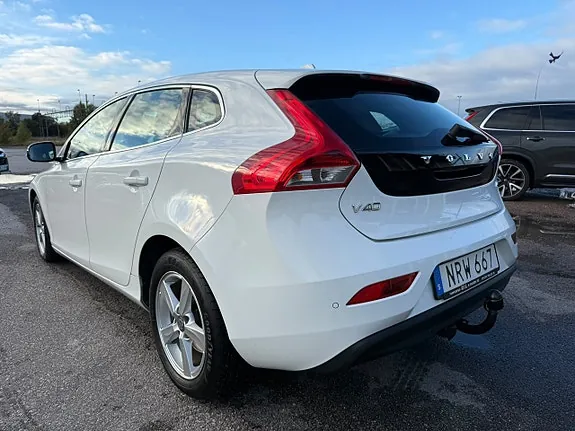 Volvo V40 2015 photo 2