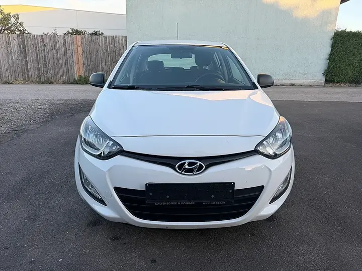 Hyundai I20