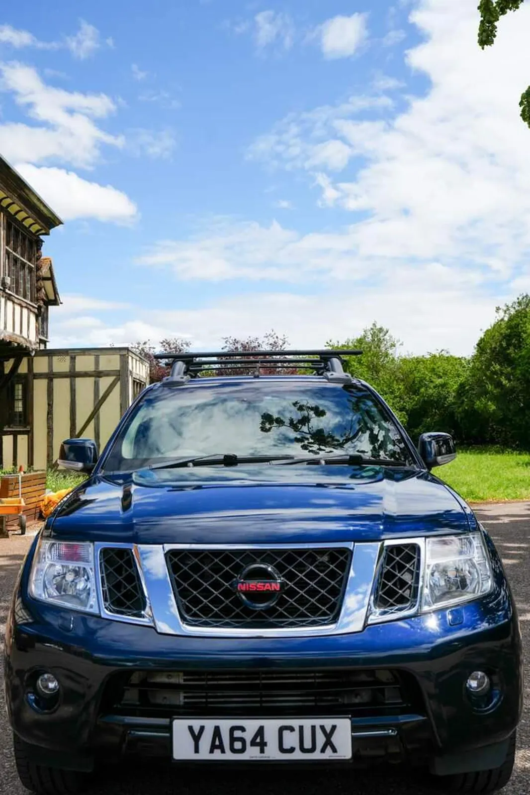 Nissan Navara 2014 photo 2