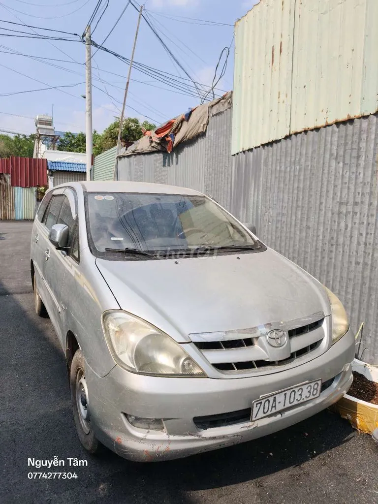 Toyota Innova 2008 photo 2