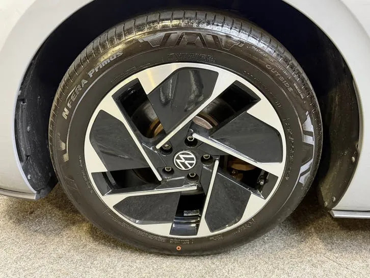Volkswagen Id.3 2024 photo 2