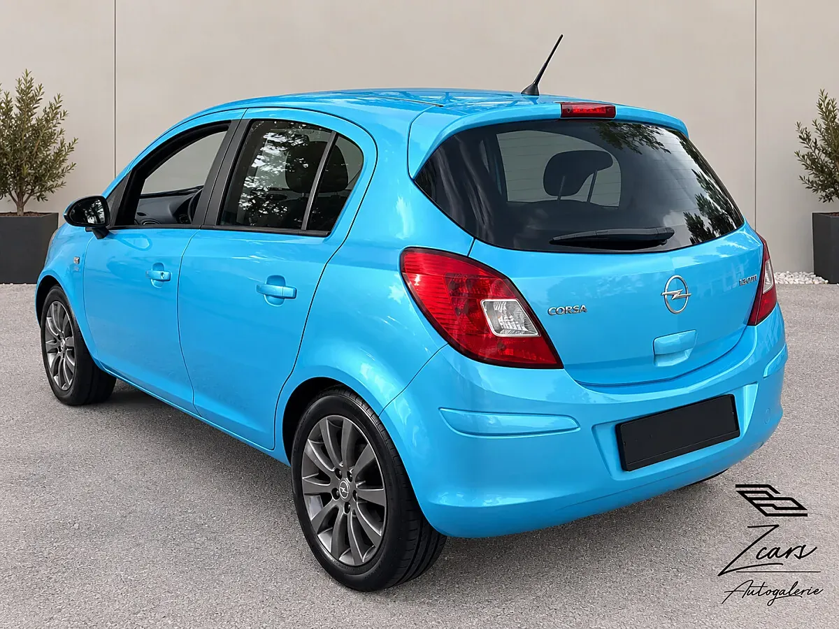 Opel Corsa 2010 photo 2