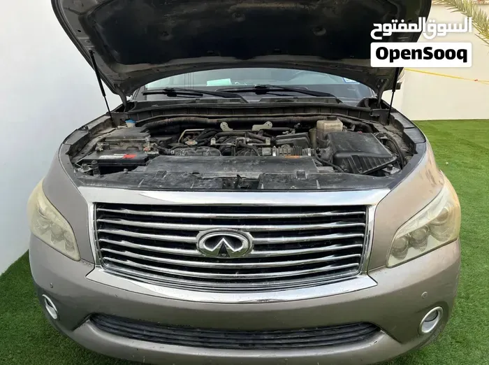 Infiniti Qx56 2011 photo 2
