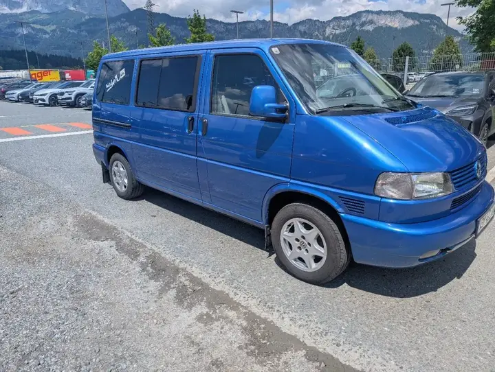 Volkswagen T4 1999 photo 3