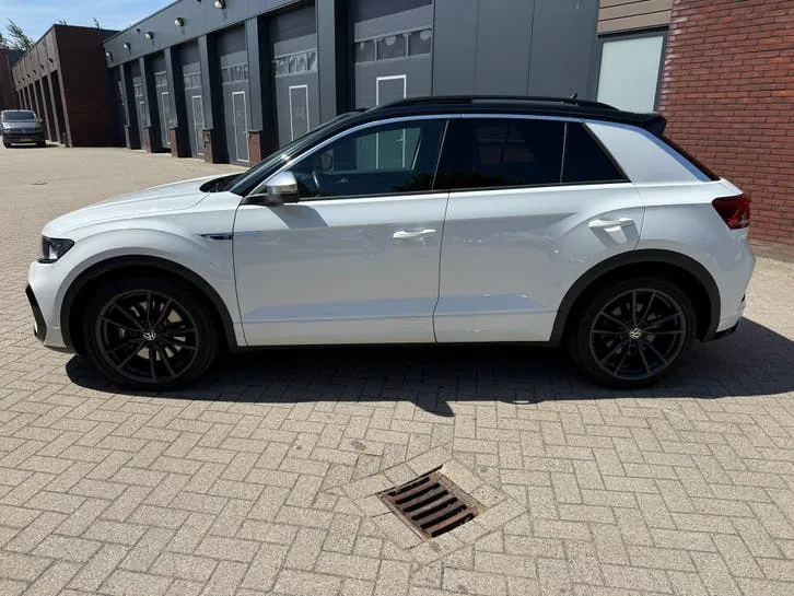 Volkswagen T-Roc 2021 photo 3