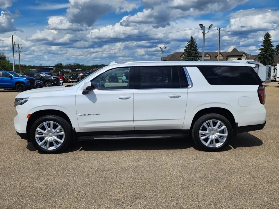 Chevrolet Suburban 2024 photo 3