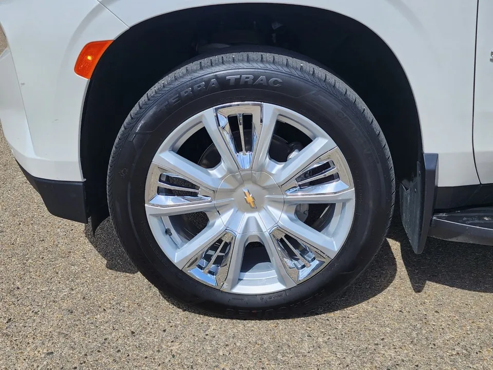 Chevrolet Suburban 2024 photo 5