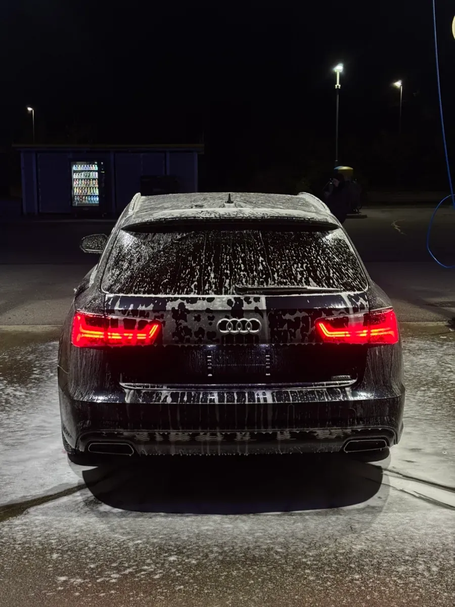Audi A6 2015 photo 2