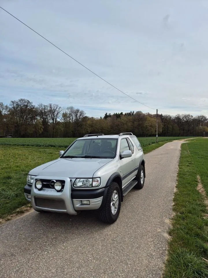 Opel Frontera