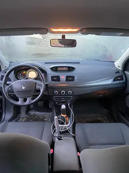 Renault Megane Iii 2010 photo 3