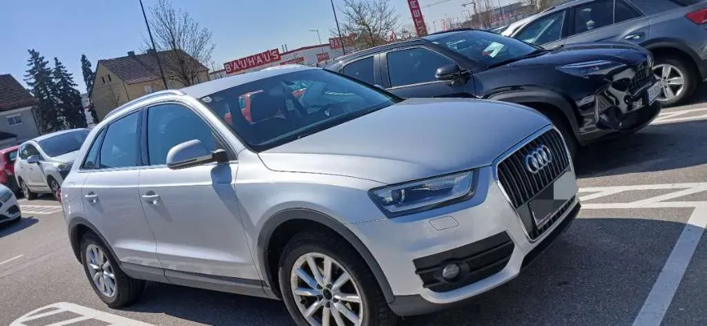Audi Q3 2014 photo 2