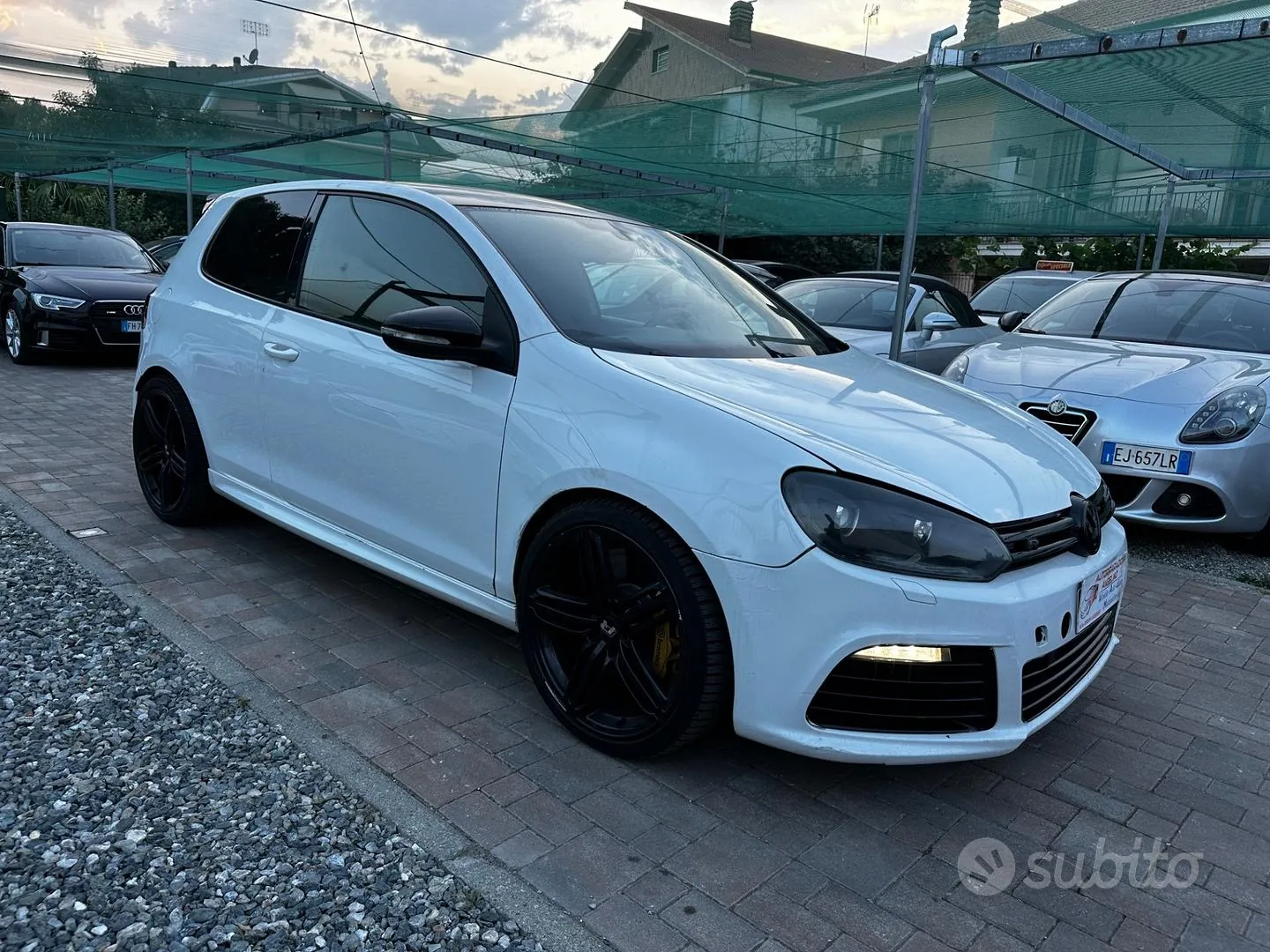 Volkswagen Golf R 2012 photo 4