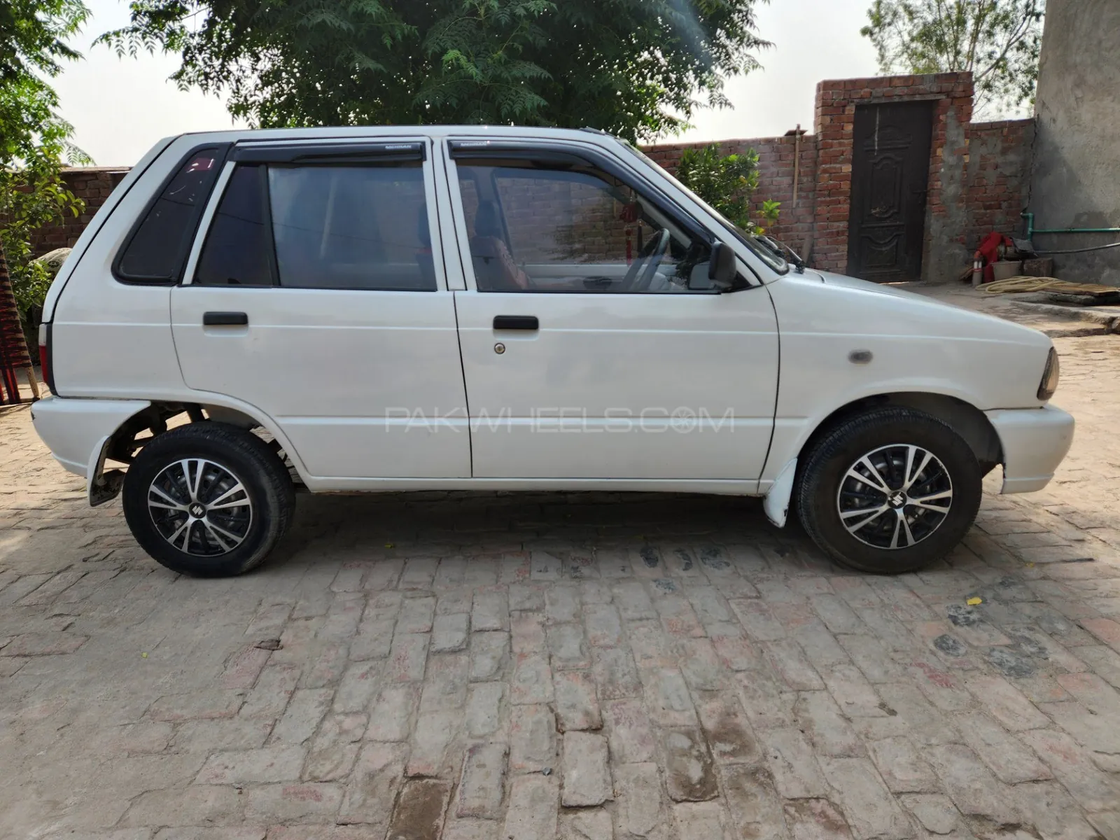 Suzuki Mehran