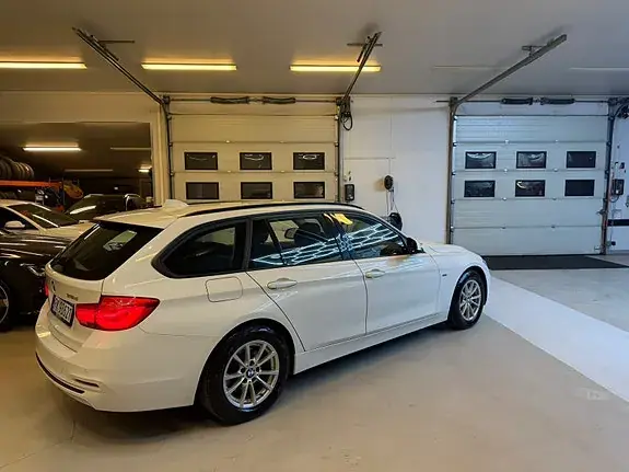 BMW 316D 2016 photo 4