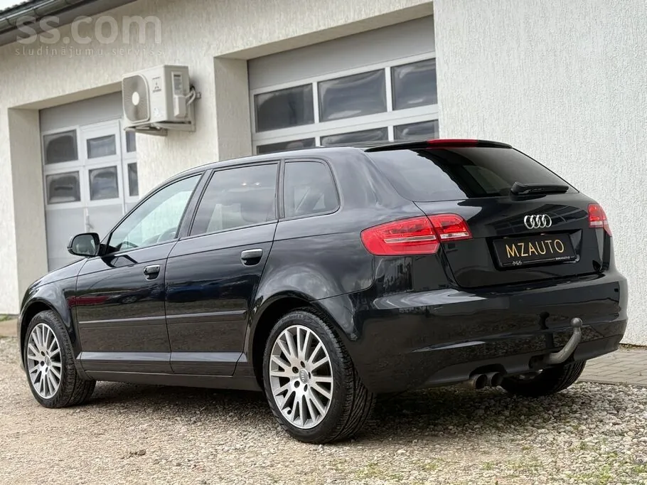 Audi A3 2011 photo 5