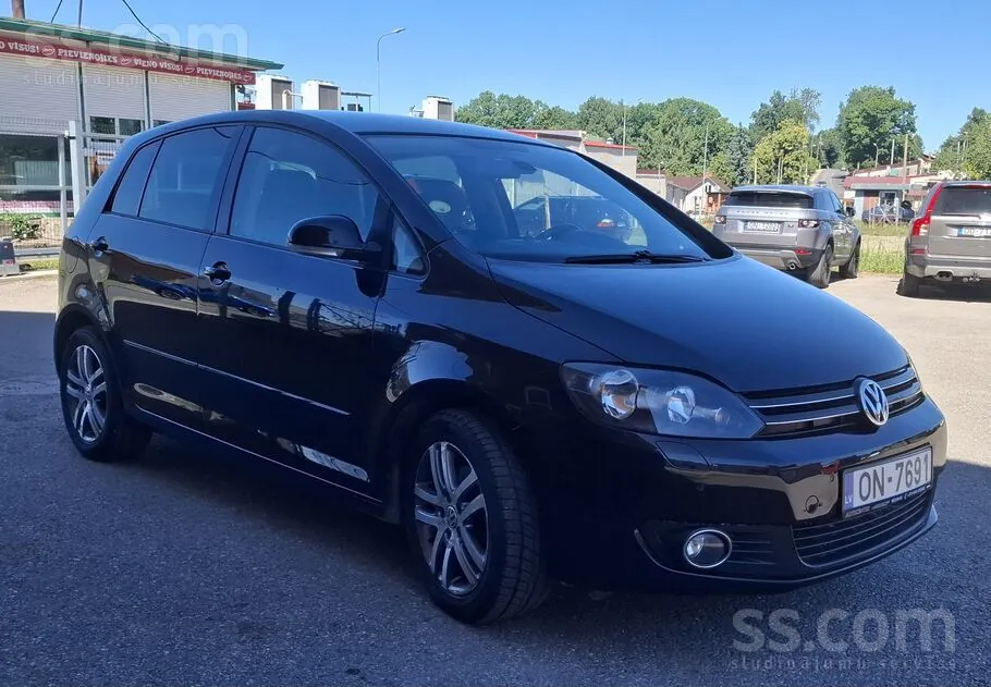 Volkswagen Golf Plus 2010 photo 2