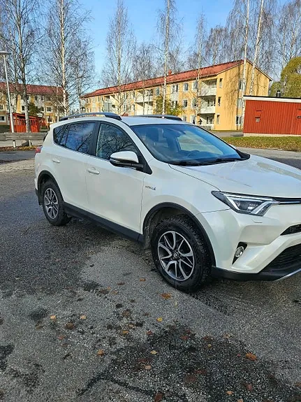 Toyota Rav4 2016 photo 5