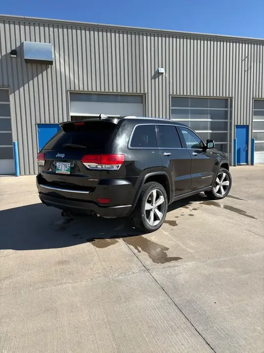 Jeep Grand Cherokee 2014 photo 3