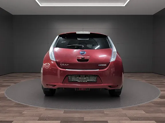 Nissan Leaf 2013 photo 4