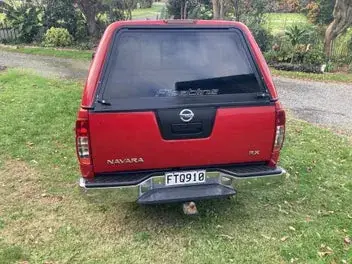 Nissan Navara 2011 photo 5