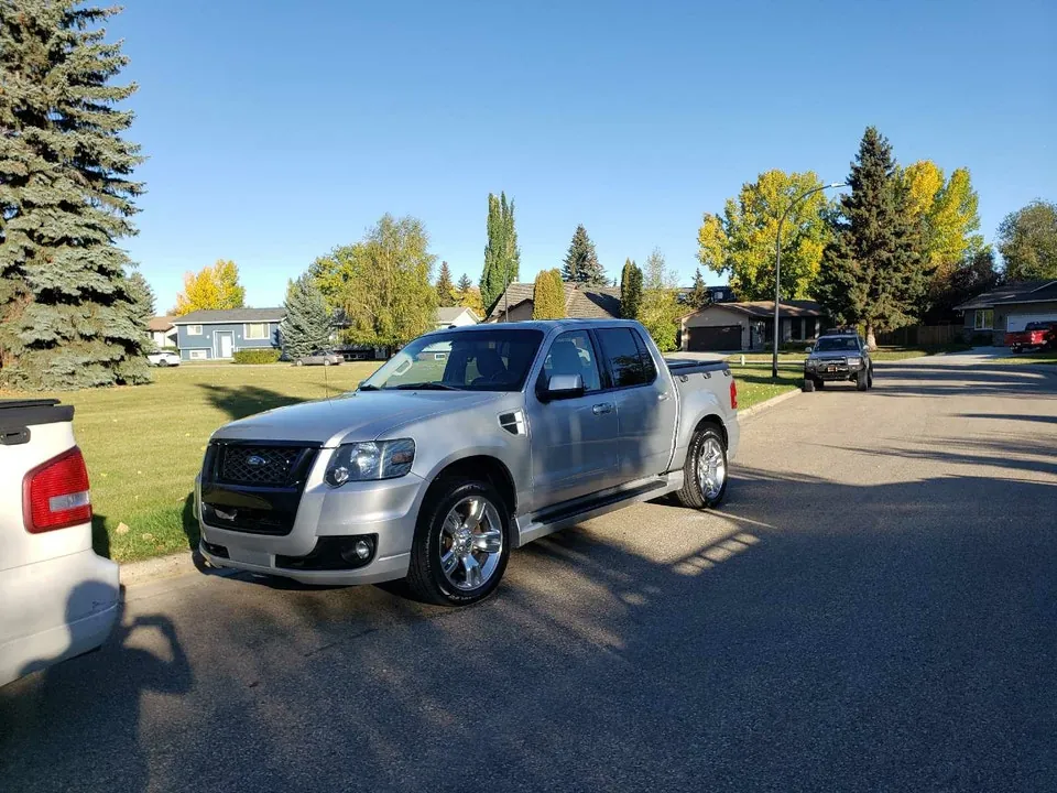 Ford Explorer Sport Trac