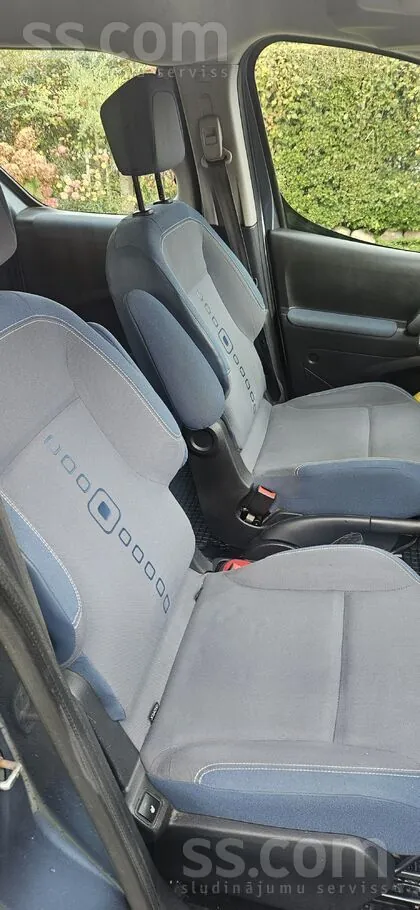 Citroen Berlingo 2010 photo 4