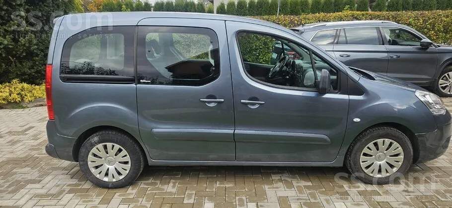 Citroen Berlingo 2010 photo 2