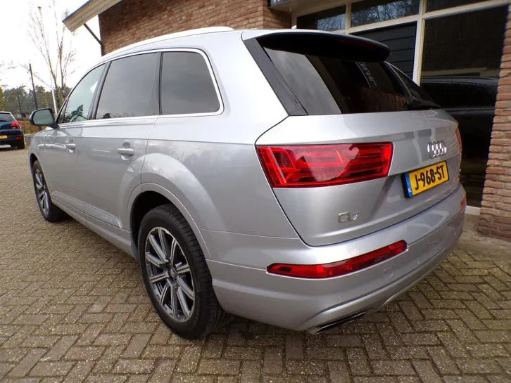 Audi Q7 2018 photo 3