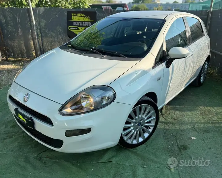 Fiat Punto Evo 2012 photo 2
