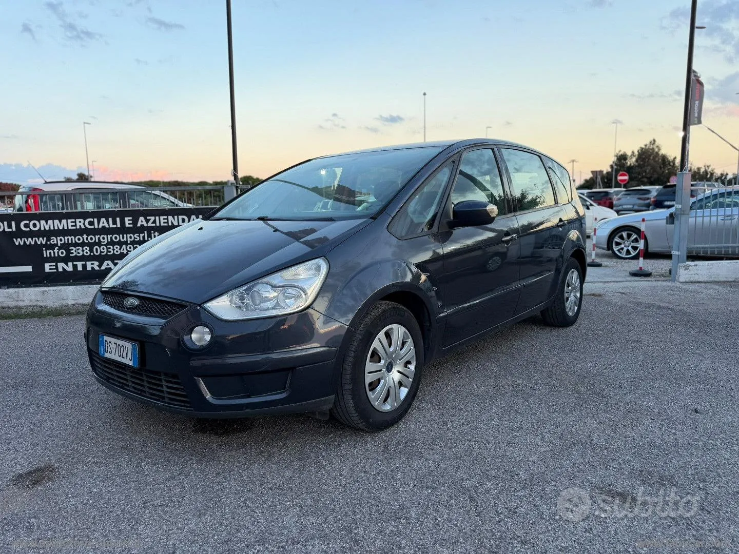 Ford S-Max 2008 photo 2