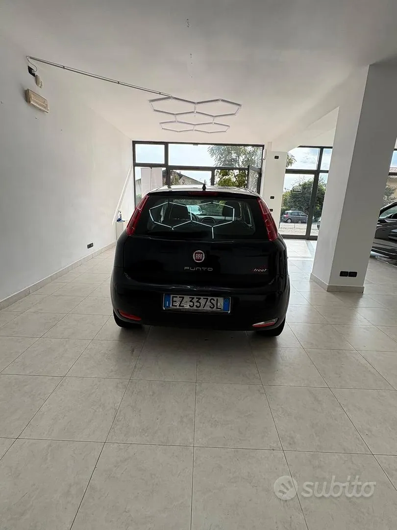 Fiat Punto 2015 photo 5