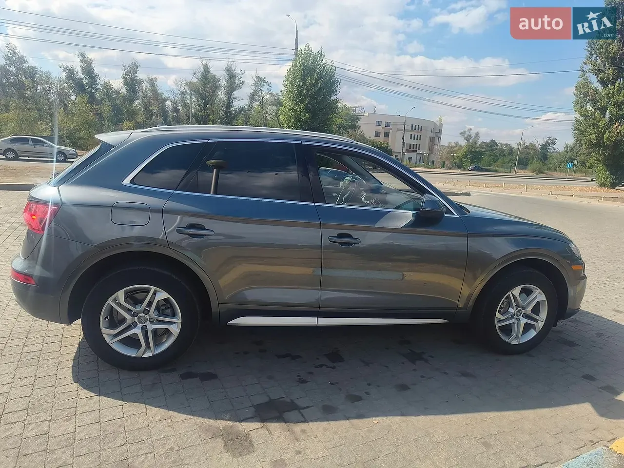 Audi Q5 2019 photo 2