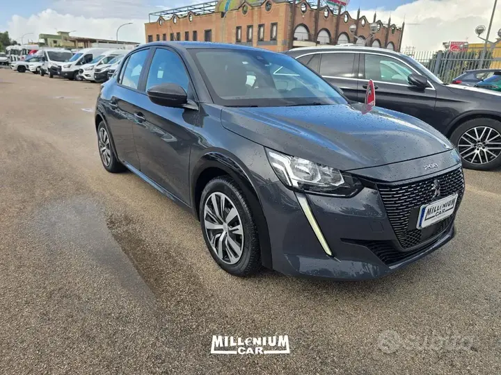 Peugeot 208 2021 photo 3