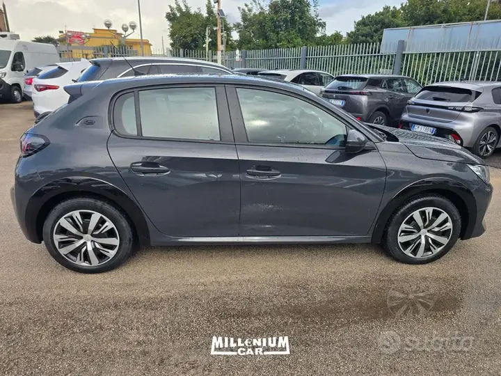 Peugeot 208 2021 photo 4