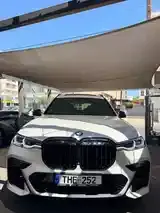 BMW X7 2021 photo 2