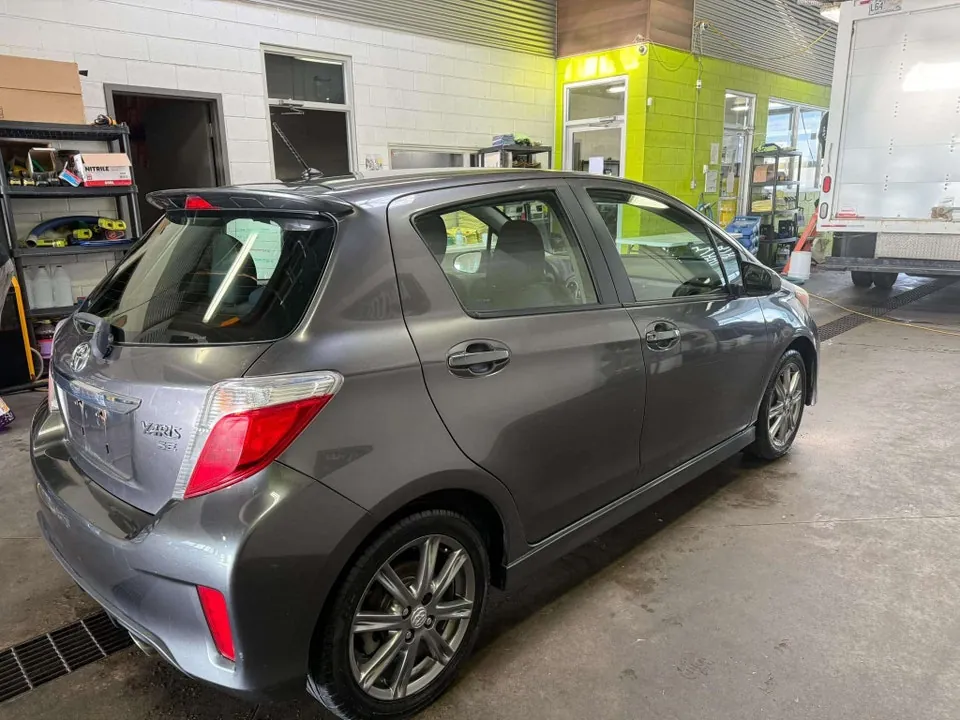 Toyota Yaris 2013 photo 4