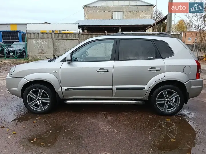 Hyundai Tucson 2007 photo 3
