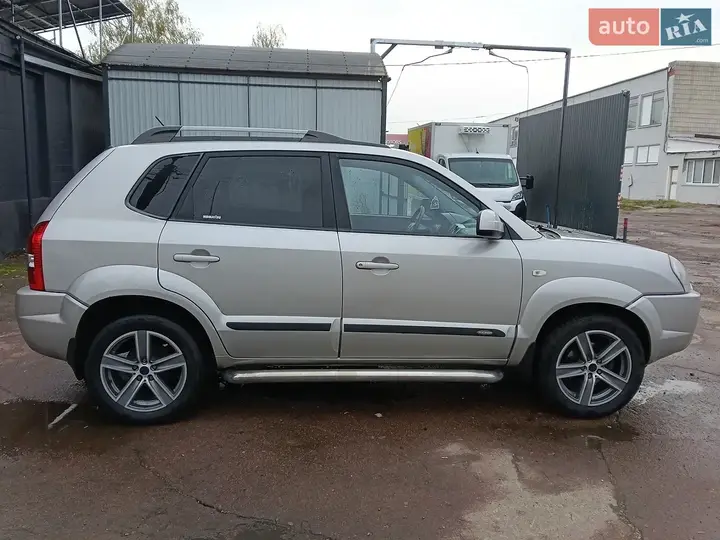 Hyundai Tucson 2007 photo 4