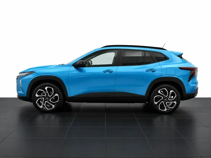 Chevrolet Trax 2026 photo 2