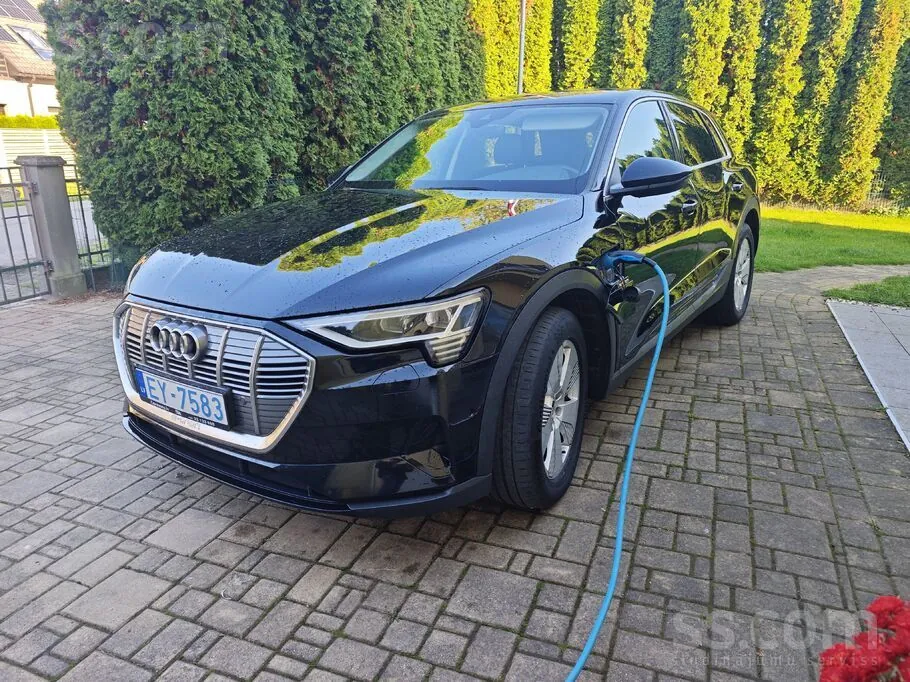 Audi E-Tron