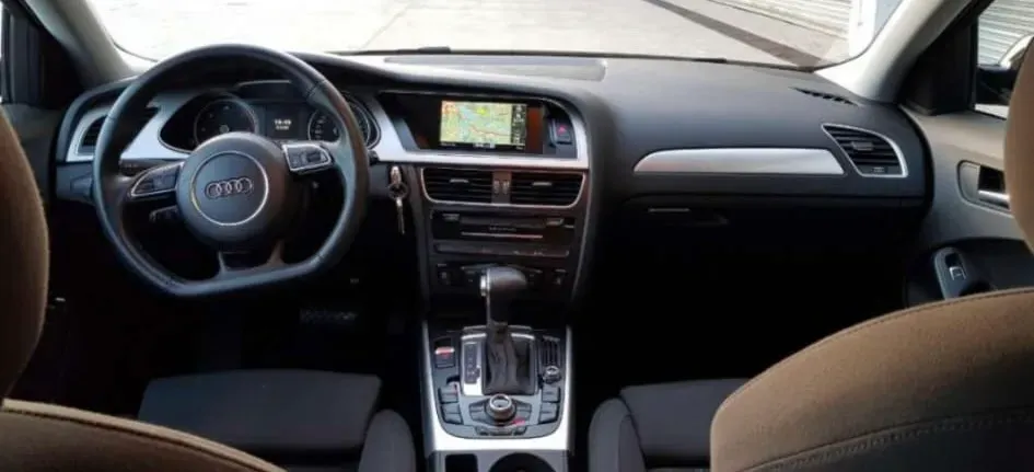 Audi A4 2022 photo 3