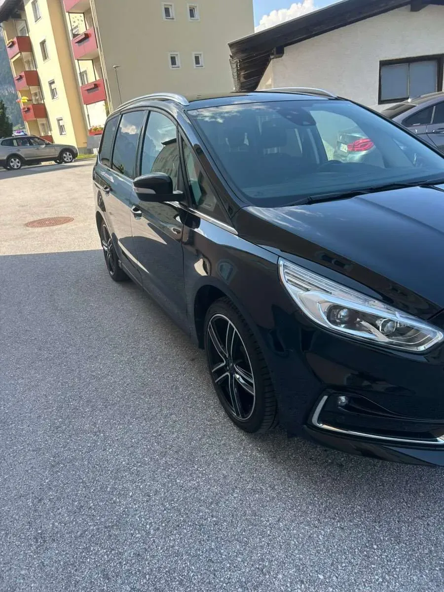 Ford Galaxy 2021 photo 2