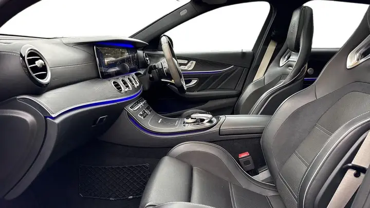 Mercedes-Benz E-Class 2019 photo 3