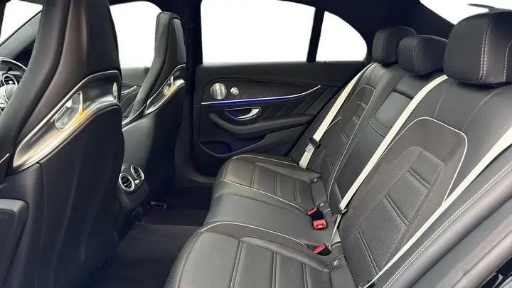 Mercedes-Benz E-Class 2019 photo 4