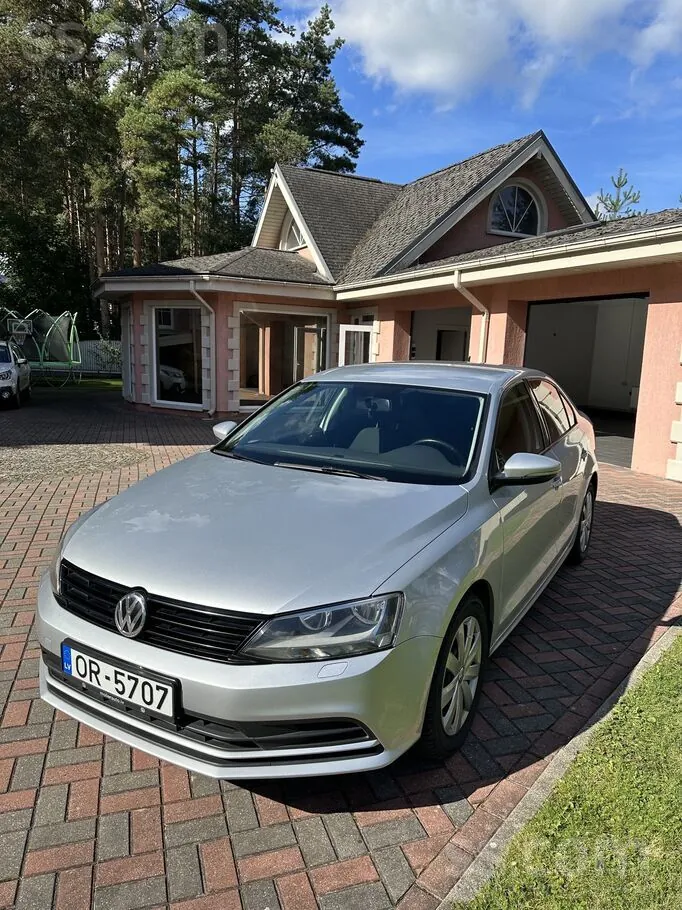 Volkswagen Jetta 2015 photo 2