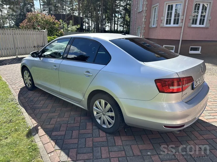 Volkswagen Jetta 2015 photo 3