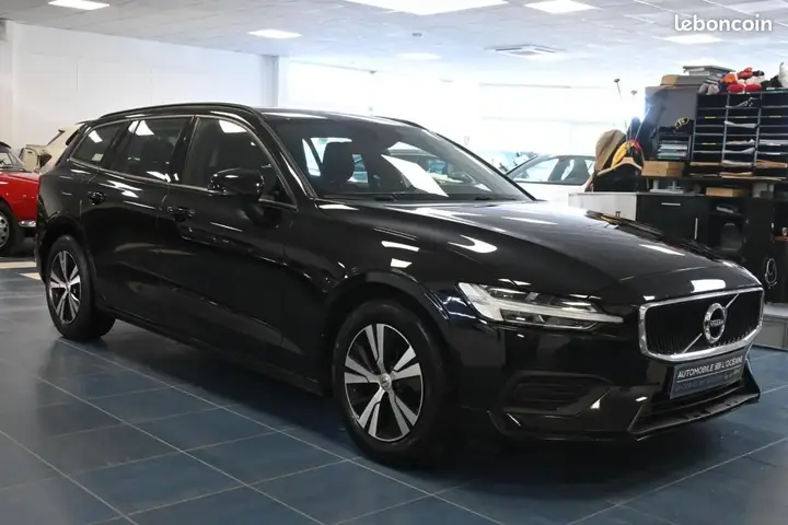 Volvo V60 2021 photo 3