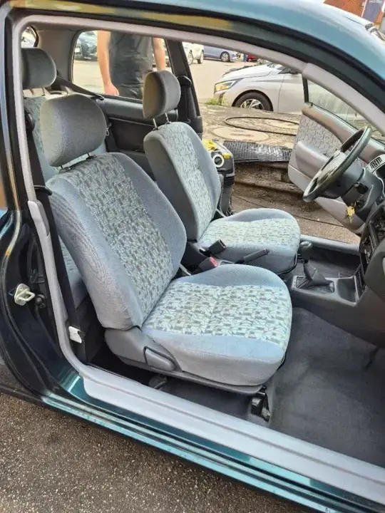 Toyota Starlet 1997 photo 3